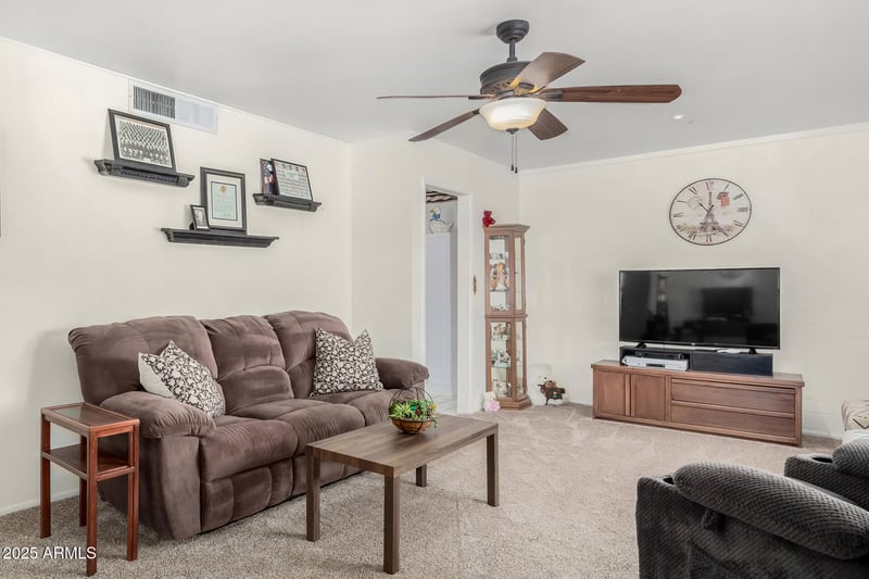 11827 111th Ave, Sun City, AZ 85351