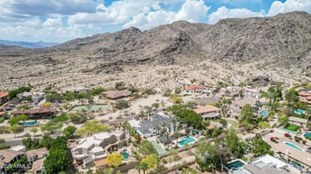 11827 Montezuma Ct, Phoenix, AZ 85044