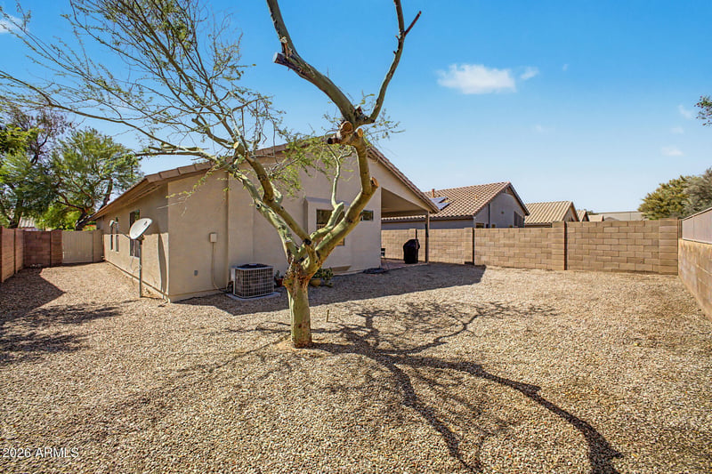 1183 159th Dr, Goodyear, AZ 85338