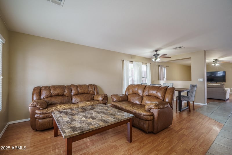 11830 Foothill Dr, Sun City, AZ 85373