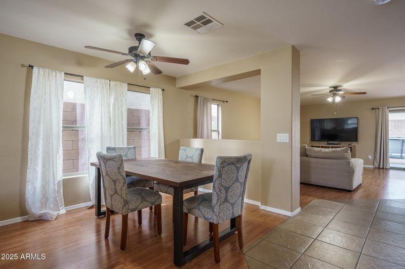 11830 Foothill Dr, Sun City, AZ 85373