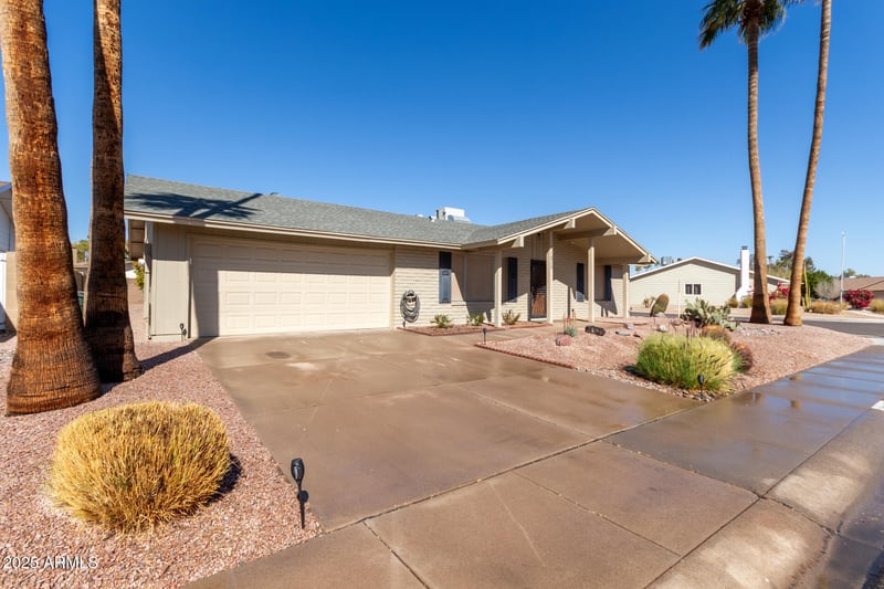 11830 Paiute St, Phoenix, AZ 85044