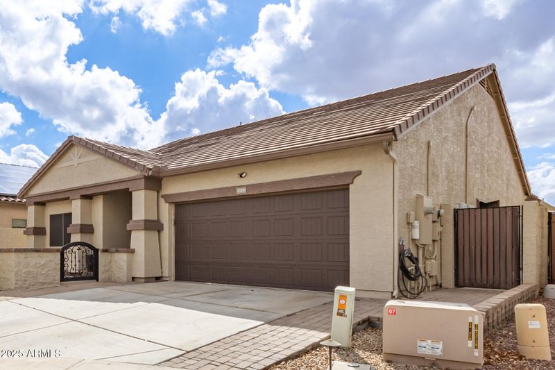11831 W Daley Ct, Sun City, AZ 85373