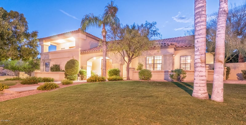 11832 S Warpaint Dr, Phoenix, AZ 85044