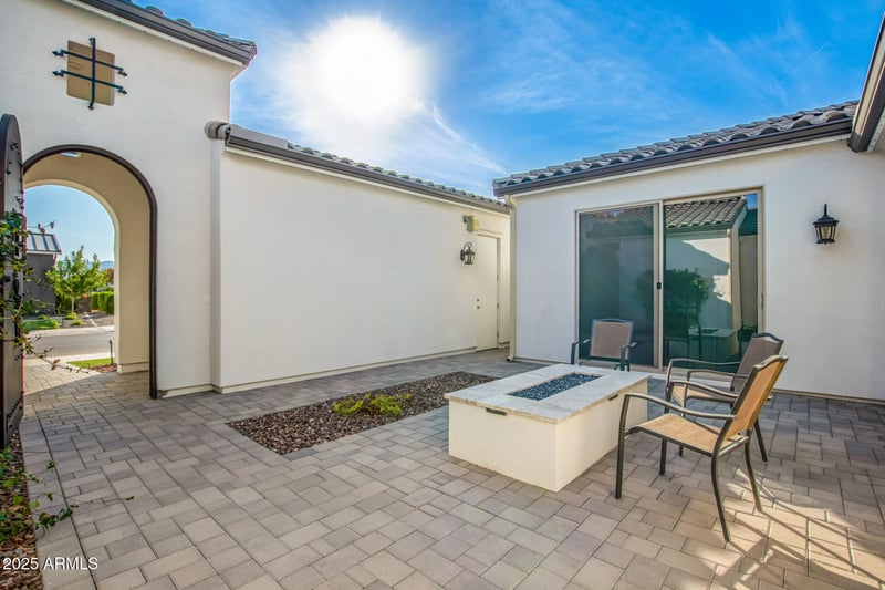 11835 Casa Dega Dr, Surprise, AZ 85388