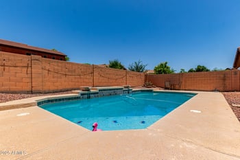 11836 Planada Ct, Sun City, AZ 85373