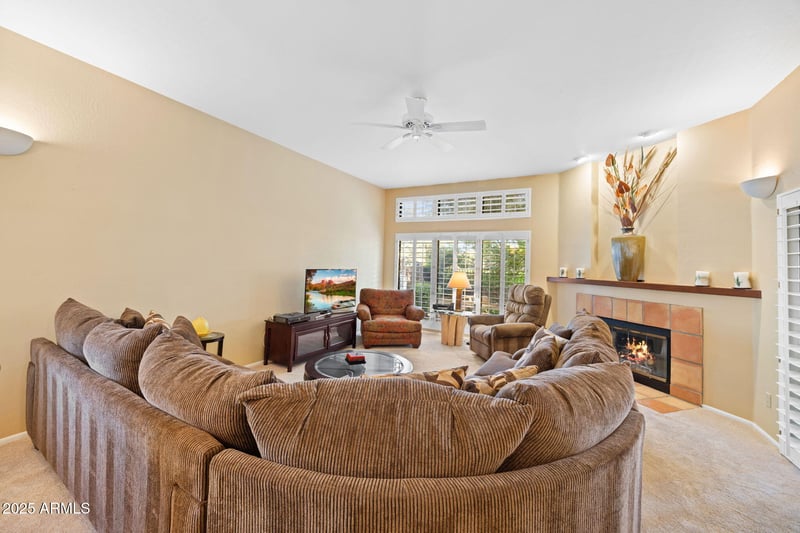 11837 40th Pl, Phoenix, AZ 85028