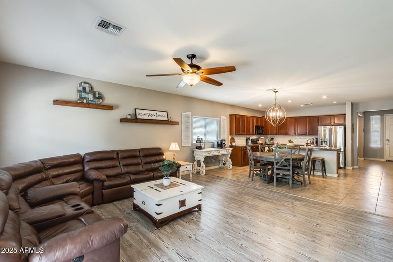 11839 Villa Chula Ct, Sun City, AZ 85373