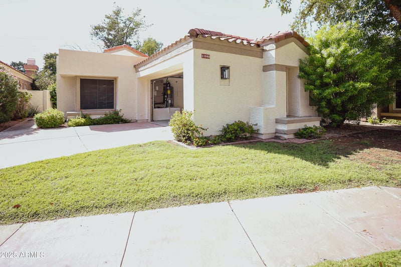 11840 40th Way, Phoenix, AZ 85028