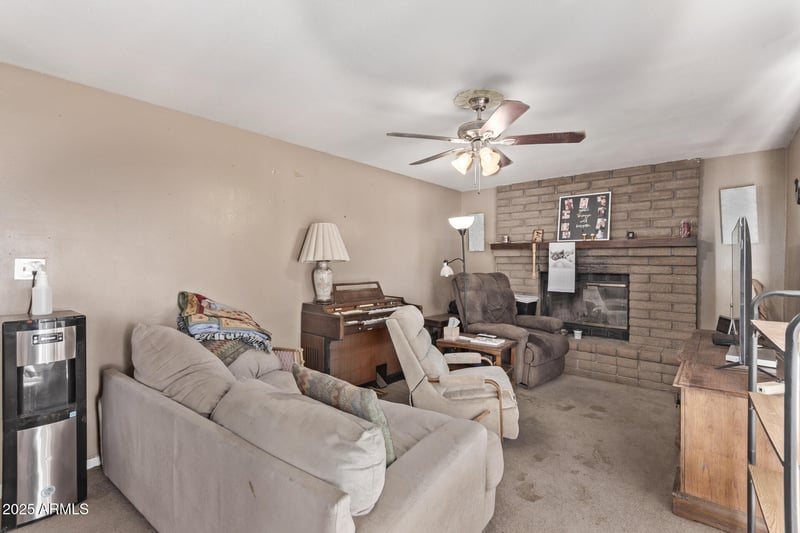 11840 49th Ave, Glendale, AZ 85304