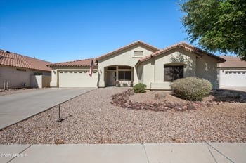 11840 59th Ln, Glendale, AZ 85304