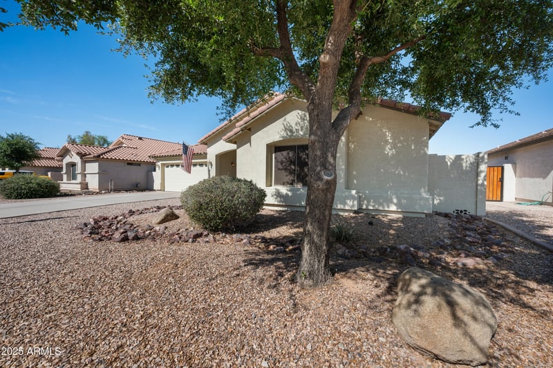 11840 59th Ln, Glendale, AZ 85304