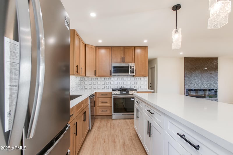 11841 24th St, Phoenix, AZ 85028