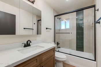 11841 24th St, Phoenix, AZ 85028