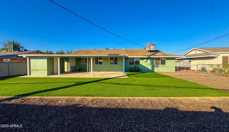 11855 N Mission Dr, Sun City, AZ 85351