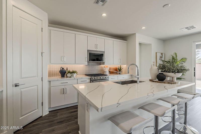 11857 Luckenbach St, Surprise, AZ 85388