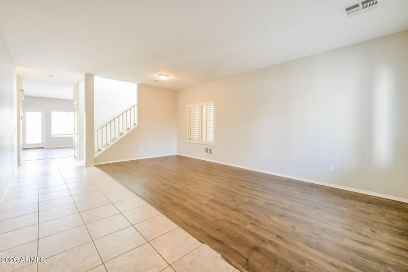1186 Country Crossing Way, San Tan Valley, AZ 85143