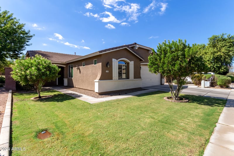 119 Leatherwood Ave, San Tan Valley, AZ 85140