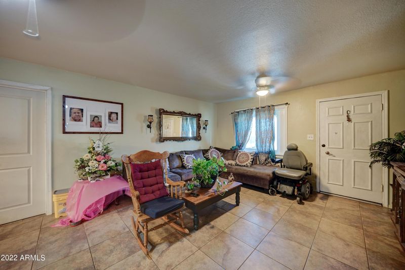 119 N 30th Dr, Phoenix, AZ 85009