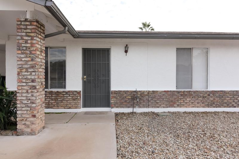 119 W Wagoner Rd, Phoenix, AZ 85023