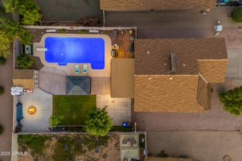 1190 Silversmith Trl, San Tan Valley, AZ 85143