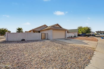 11902 73rd Ave, Peoria, AZ 85345
