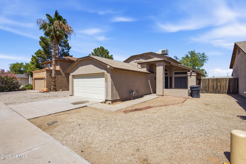 11907 N 76th Dr, Peoria, AZ 85345