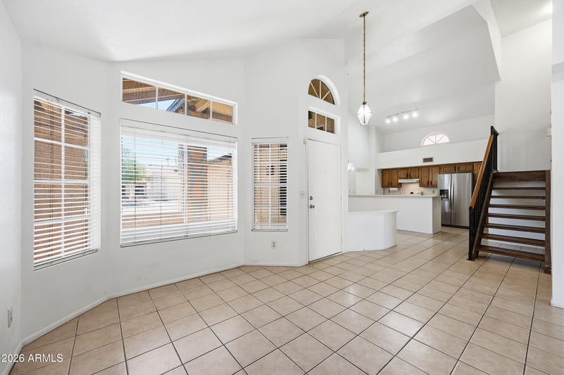11907 N 76th Dr, Peoria, AZ 85345