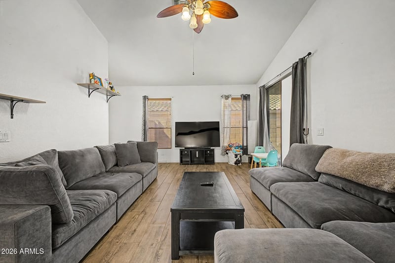 1191 159th Dr, Goodyear, AZ 85338