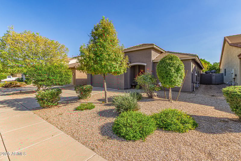 1193 Desert Hollow Dr, San Tan Valley, AZ 85143