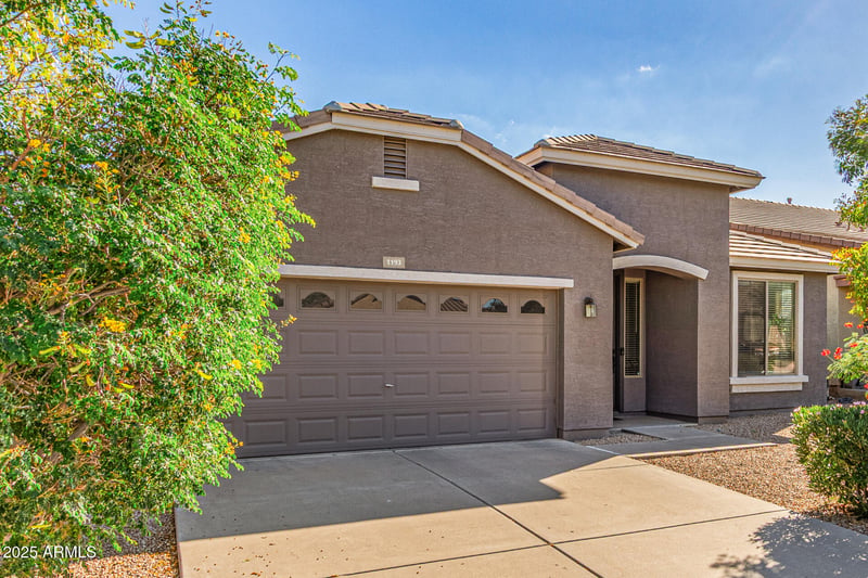 1193 Desert Hollow Dr, San Tan Valley, AZ 85143