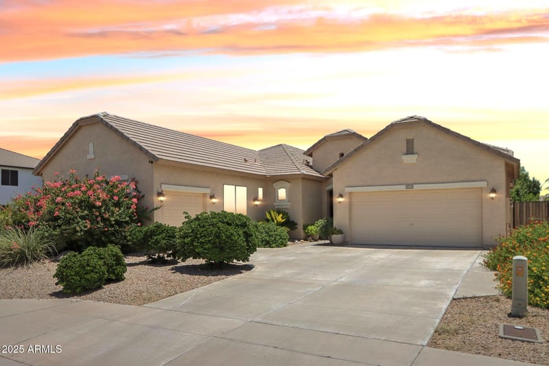 11931 Villa Chula Ln, Sun City, AZ 85373