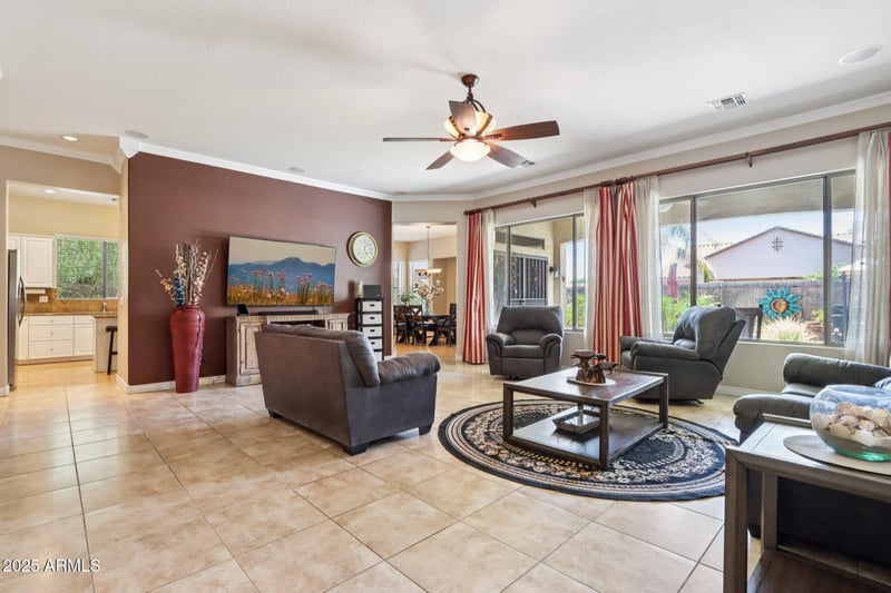 11931 Villa Chula Ln, Sun City, AZ 85373