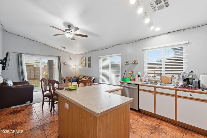 11932 Columbine Dr, El Mirage, AZ 85335