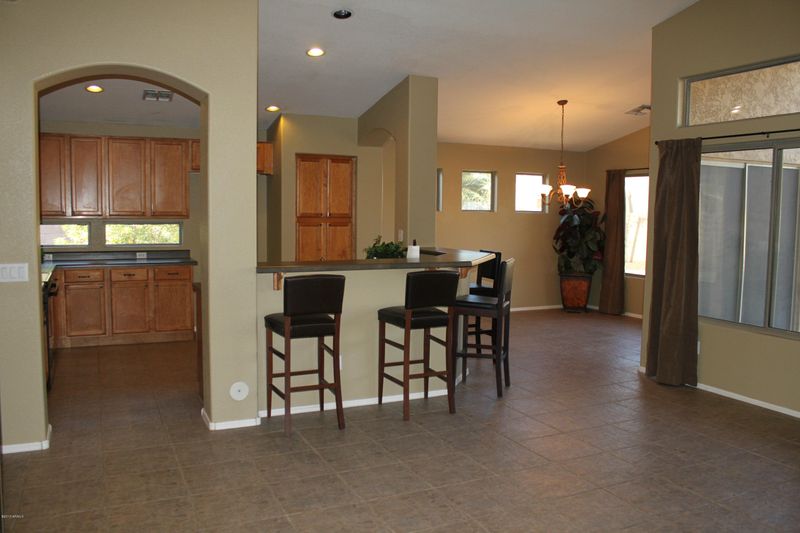 1194 E Devon Dr, Gilbert, AZ 85296