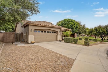 1194 Locust Dr, Chandler, AZ 85286