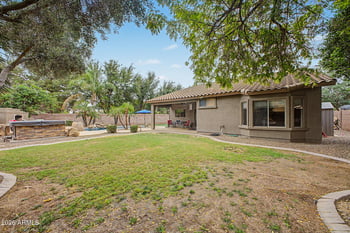 1194 Locust Dr, Chandler, AZ 85286