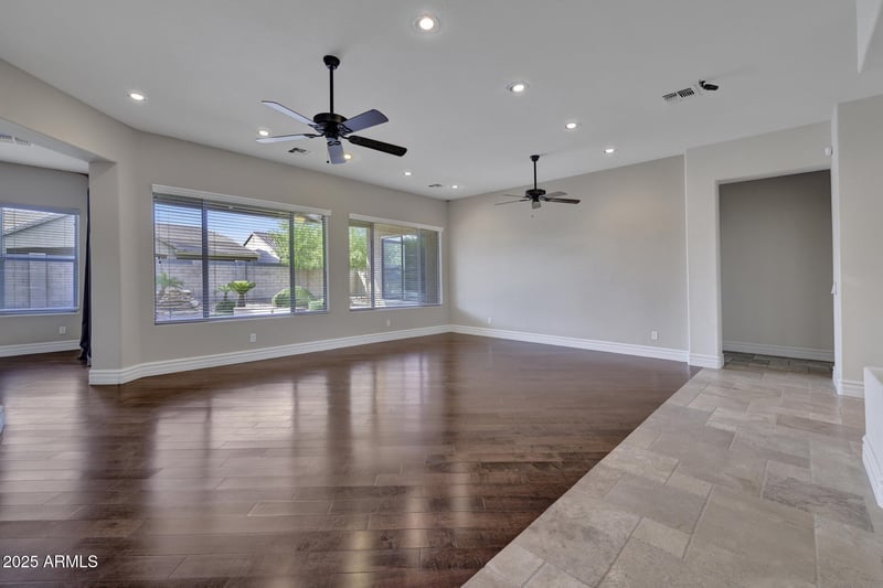 11948 Jessie Ln, Sun City, AZ 85373