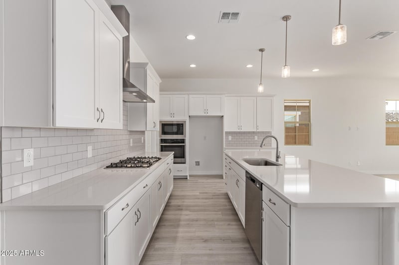 11949 Parkway Ln, Avondale, AZ 85323