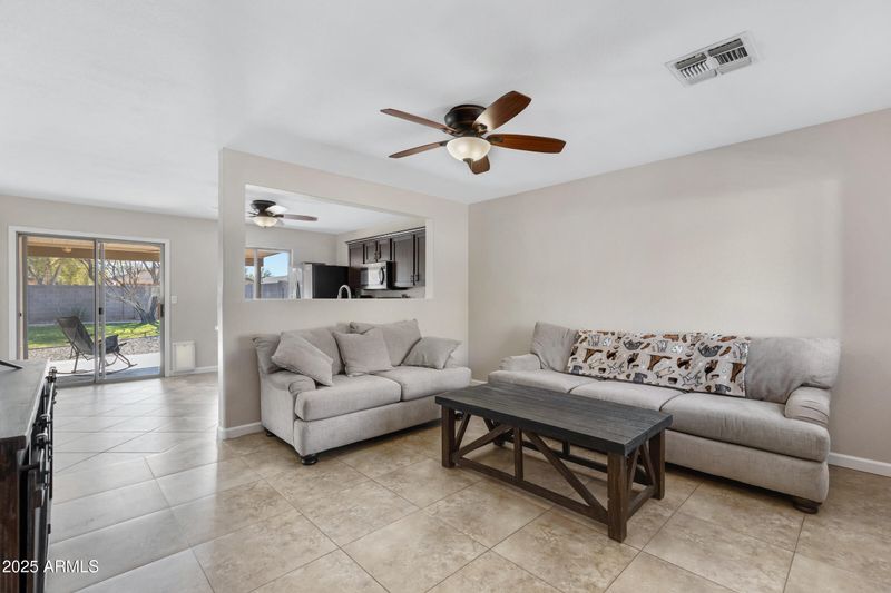 1195 E Dust Devil Dr, San Tan Valley, AZ 85143