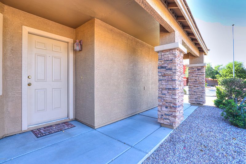 11951 W Apache St, Avondale, AZ 85323