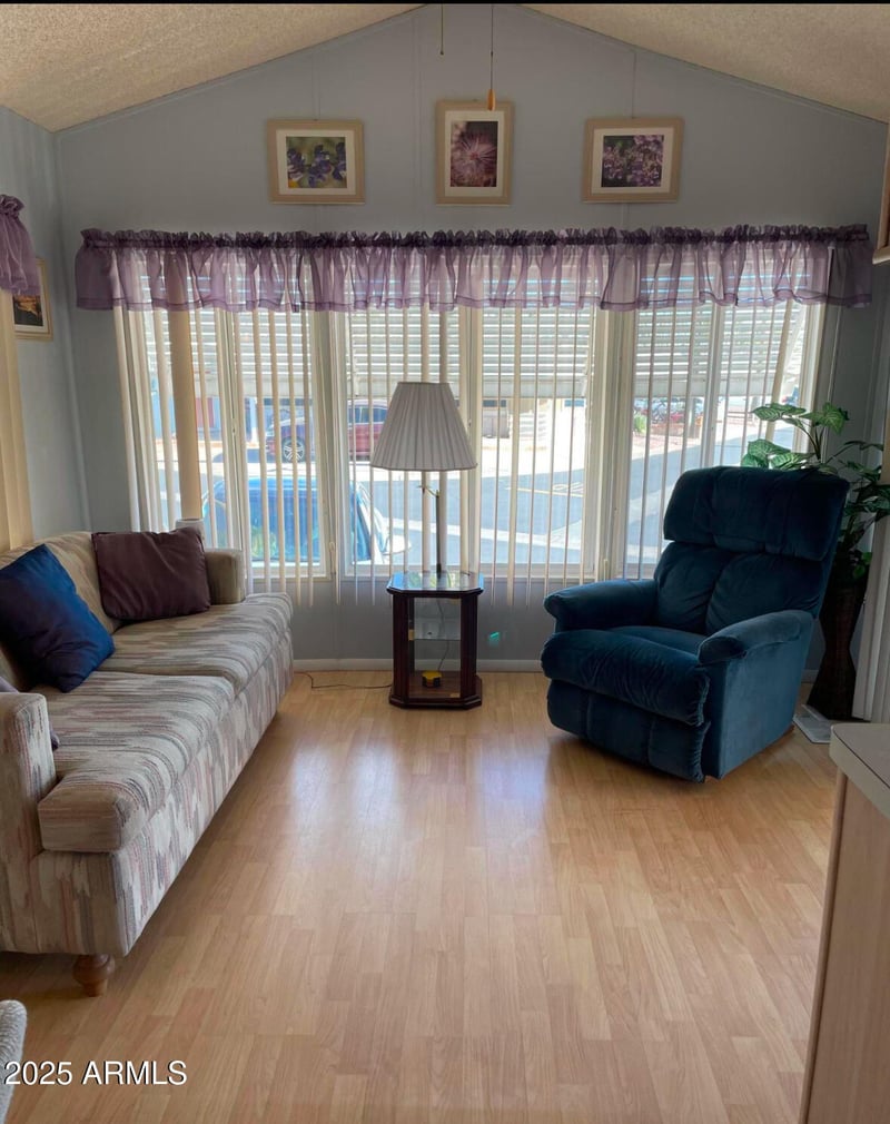 1196 Klamath Cir #196, Apache Junction, AZ 85119