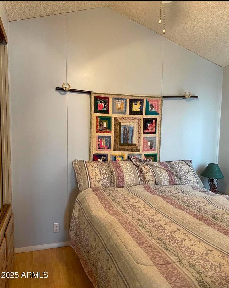 1196 Klamath Cir #196, Apache Junction, AZ 85119