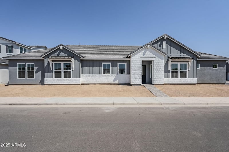 11980 Luckenbach St, Surprise, AZ 85388