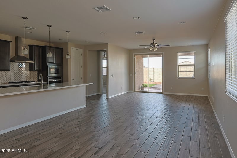 11984 172nd Ave, Goodyear, AZ 85338