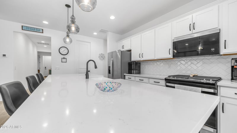 11989 173rd Ln, Goodyear, AZ 85338