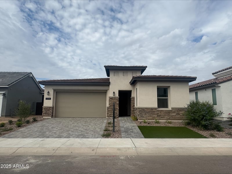 11996 Luckenbach St, Surprise, AZ 85388