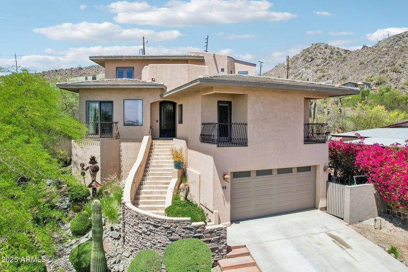 12 Foothill Dr, Phoenix, AZ 85020