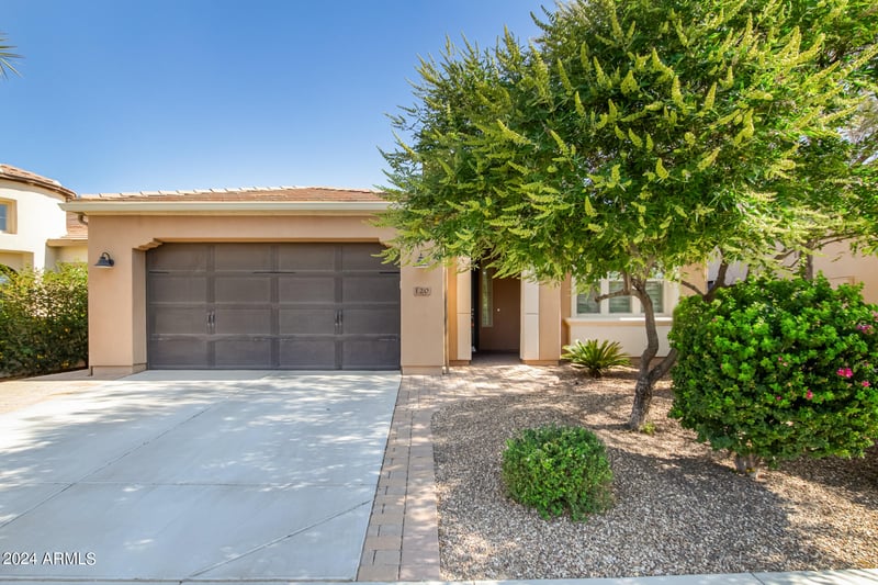 120 Camellia Way, Queen Creek, AZ 85140