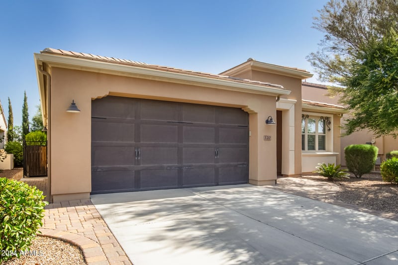 120 Camellia Way, Queen Creek, AZ 85140